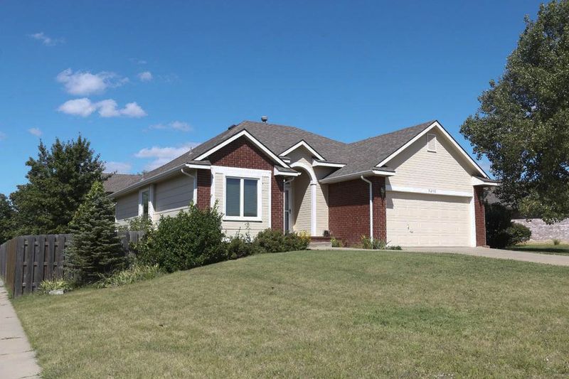 9206 E Clark St, Wichita, KS 67207