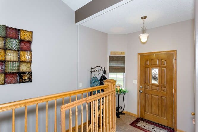 207 E Fieldstone Ct, Derby, KS 67037