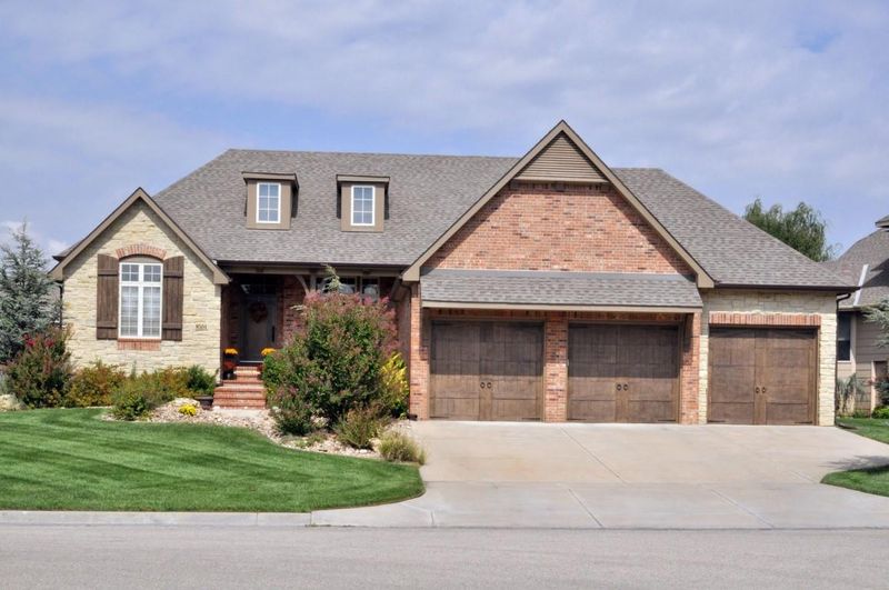 8504 W Meadow Pk, Wichita, KS 67205
