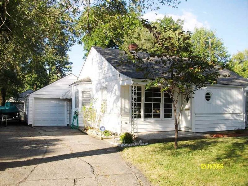 5320 E Pine, Wichita, KS 67208