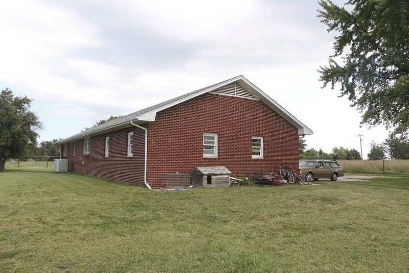 3119 E Harry St, Andover, KS 67002