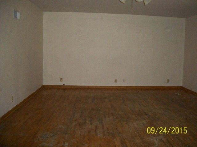 917 N Glendale, Newton, KS 67114