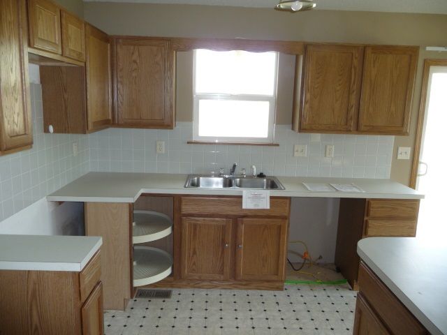 336 E Wells Ct, Mulvane, KS 67110