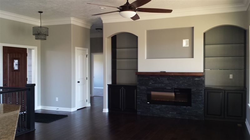 3013 E Sunflower Dr, Derby, KS 67037