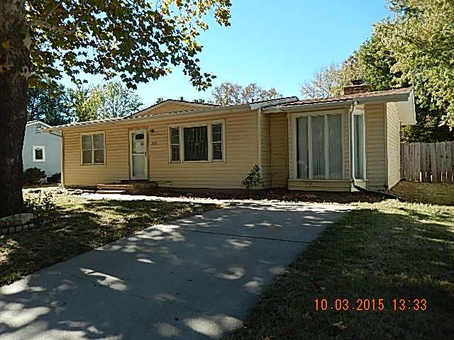 117 N Dexter Ave, Valley Center, KS 67147