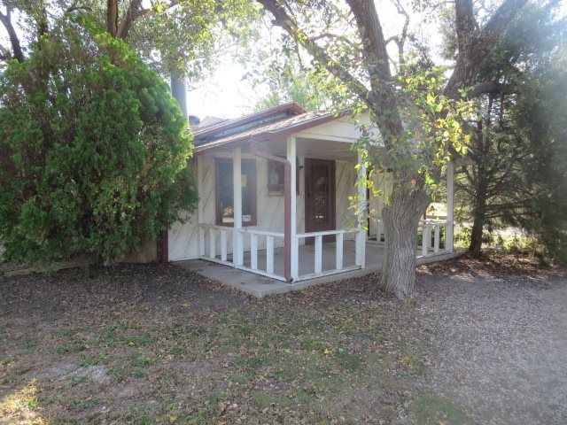 614 S Verna Ave, Andover, KS 67002