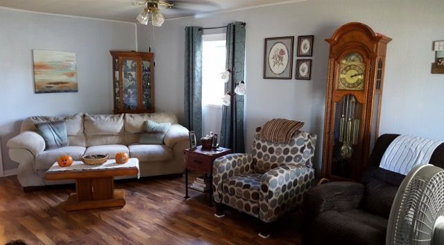 1201 Old Main St, Newton, KS 67114