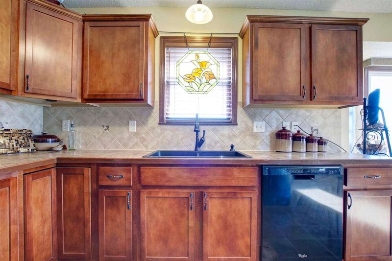 1422 N Bellick, Wichita, KS 67235