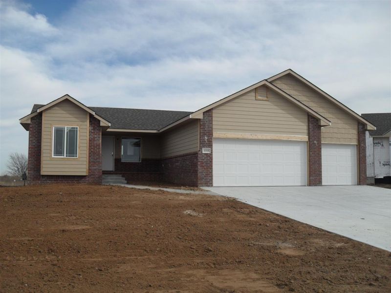 11315 Wilkinson Ct, Maize, KS 67101