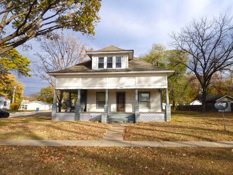 404 Mulvane St E, Mulvane, KS 67110