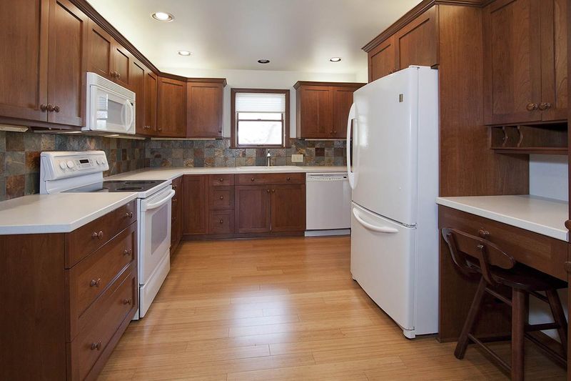 14509 E Willowbend Cir, Wichita, KS 67230
