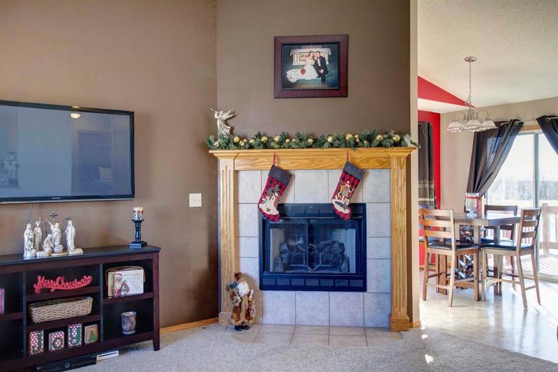 1404 E Sunset Ct, Goddard, KS 67052-8532