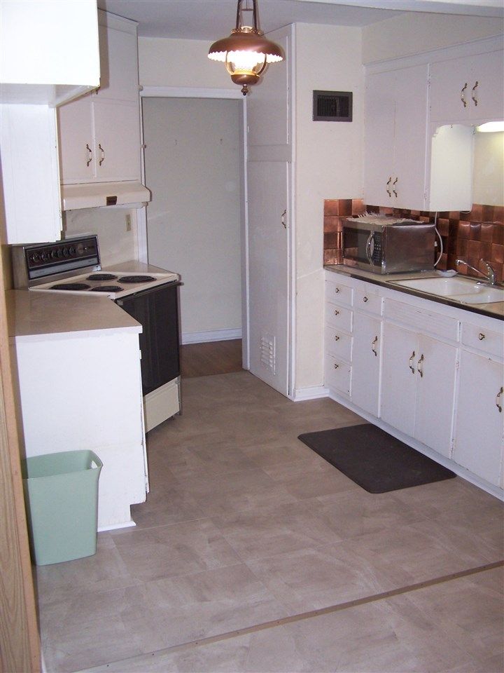 3356 S Handley St, Wichita, KS 67217-3361
