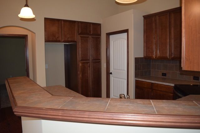 203 E Kodiak Ct, Kechi, KS 67067