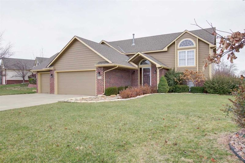 2020 Ruger Cir, Andover, KS 67002