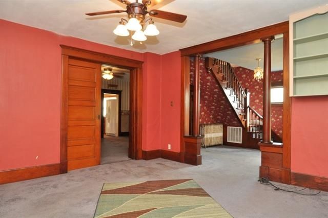 328 E 8th St, Newton, KS 67114