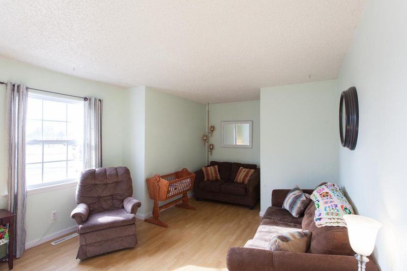 808 W Tracy Ave, Augusta, KS 67010