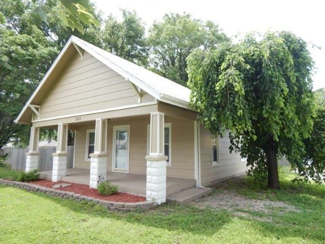 201 E Kay, Derby, KS 67037