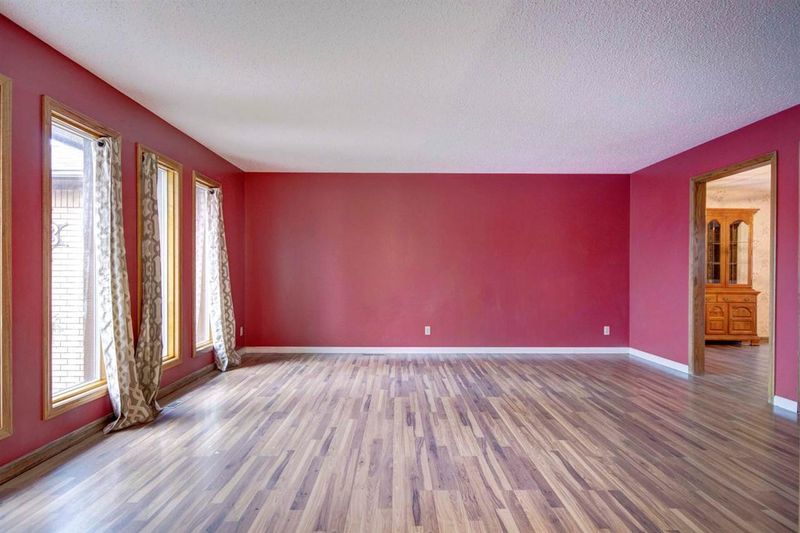 8209 E Bluestem St, Wichita, KS 67207