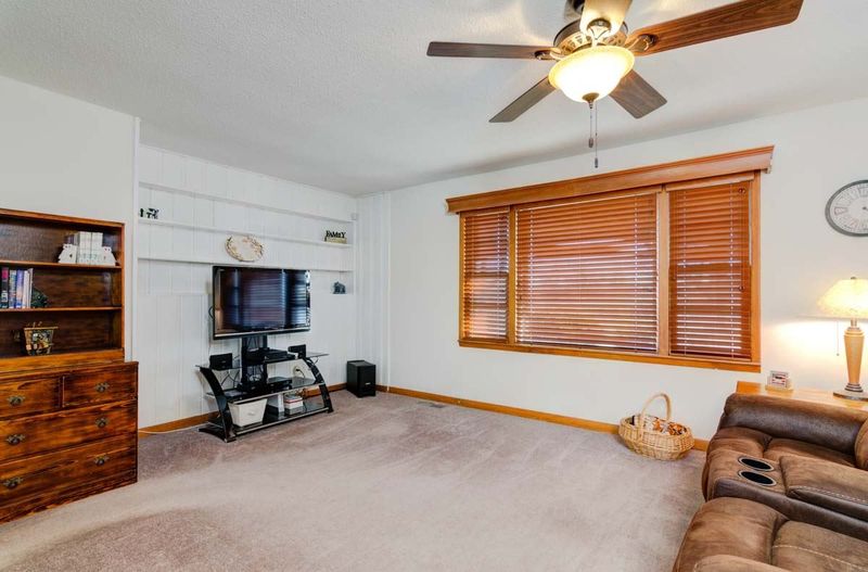 4020 E 83rd St S, Derby, KS 67037
