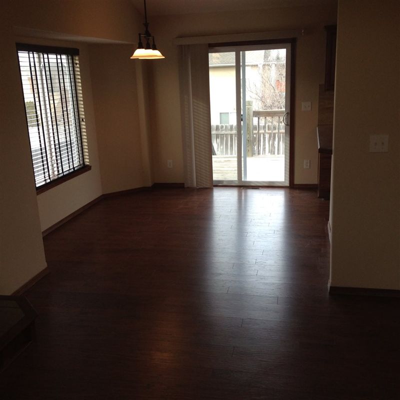 406 E Edwards St, Bentley, KS 67016
