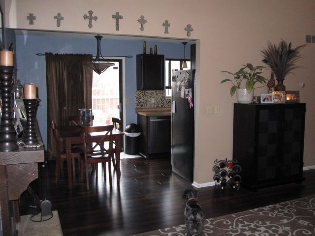 6410 E Rodeo Dr, Bel Aire, KS 67226