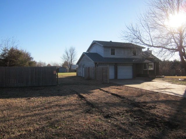 1009 136th Ave, Mulvane, KS 67110