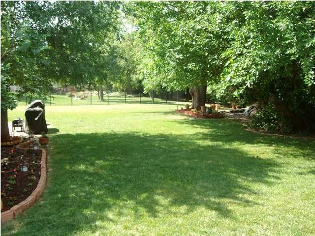 7217 E Cedaridge Cir, Wichita, KS 67226