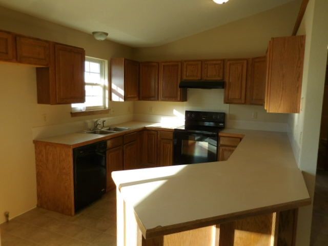 413 E Showalter St, Rose Hill, KS 67133