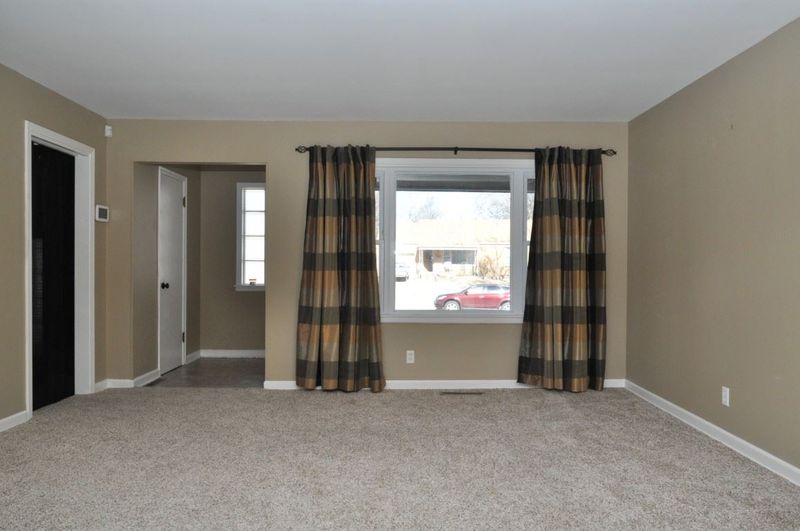 7301 E Morris St, Wichita, KS 67207