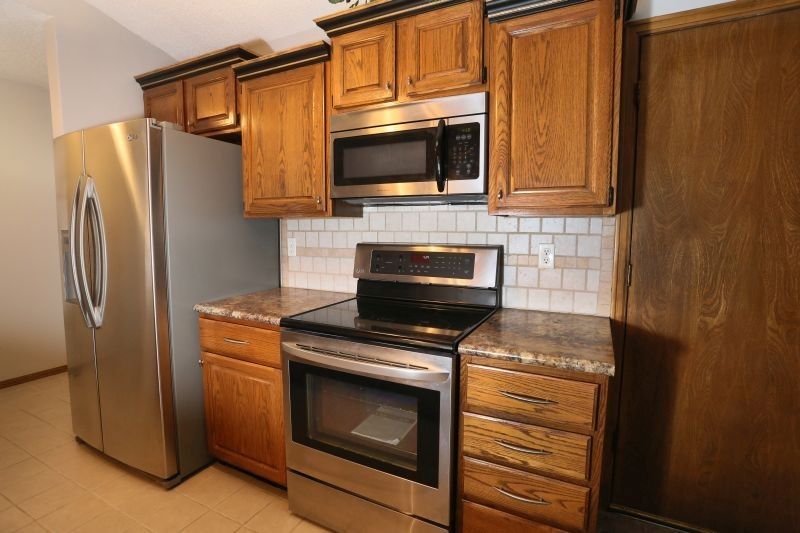 5701 E Denise St, Bel Aire, KS 67220