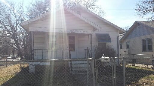 2801 W Maple St, Wichita, KS 67213