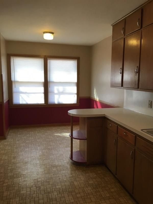 3516 E Bayley St, Wichita, KS 67218