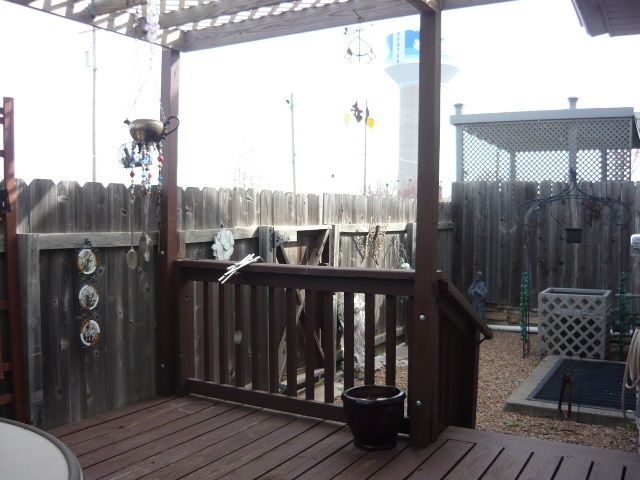 321 E 12 St Unit 104, Newton, KS 67114