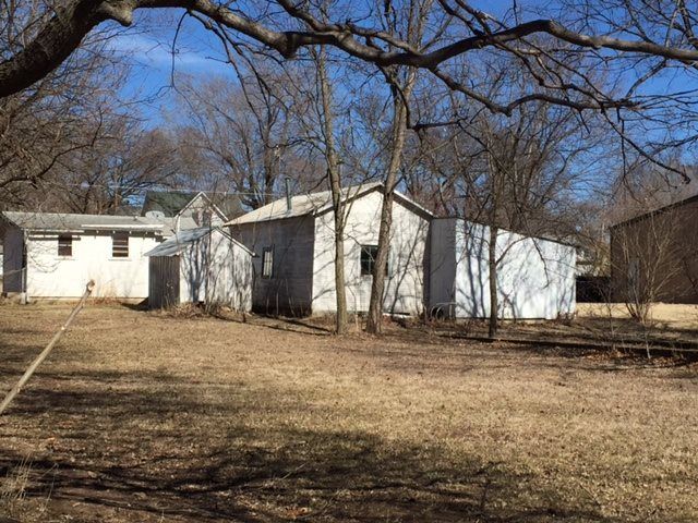 410 E 2nd, Peabody, KS 66866