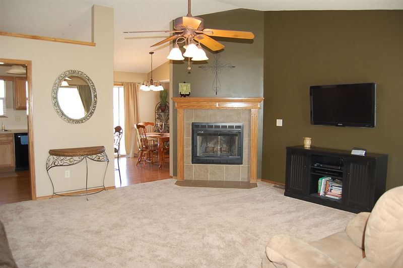722 E Laramie Cir, Maize, KS 67101