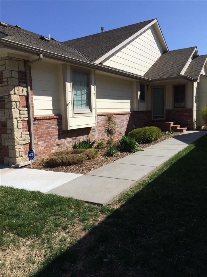 342 Lioba Dr Unit 3a, Andover, KS 67002