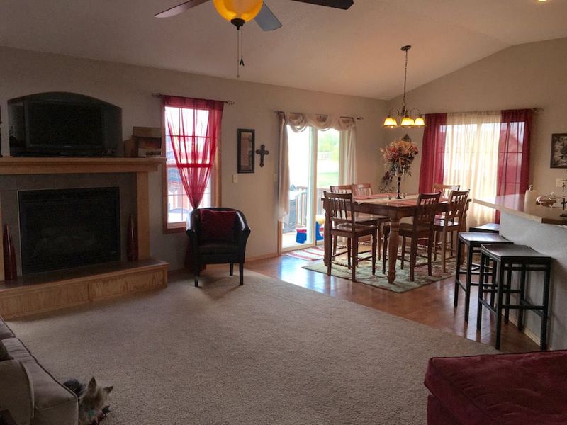 412 E Yeager St, Rose Hill, KS 67133