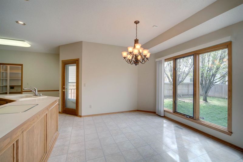 6809 E Pepperwood, Wichita, KS 67226