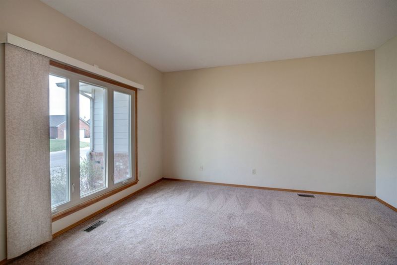 6809 E Pepperwood, Wichita, KS 67226