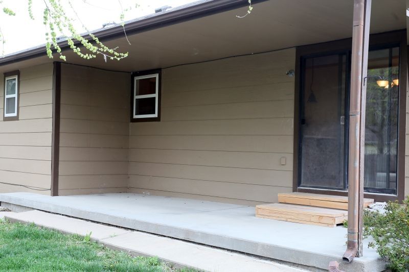 747 S Highland Dr, Andover, KS 65700-2