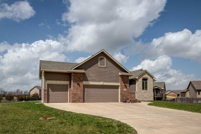 716 W Point Ct, Andover, KS 67002
