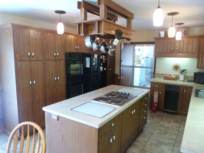 429 N Westlink Ave, Wichita, KS 67212