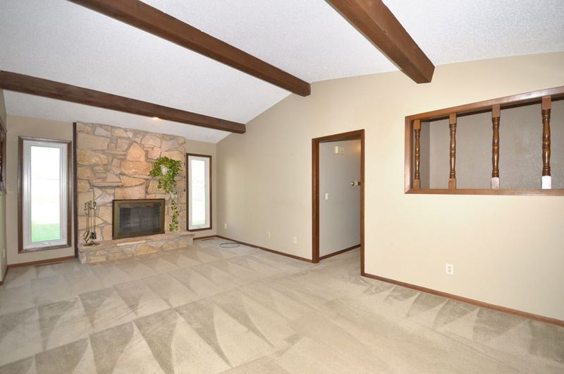 610 N Ridgeway Rd, Rose Hill, KS 67133
