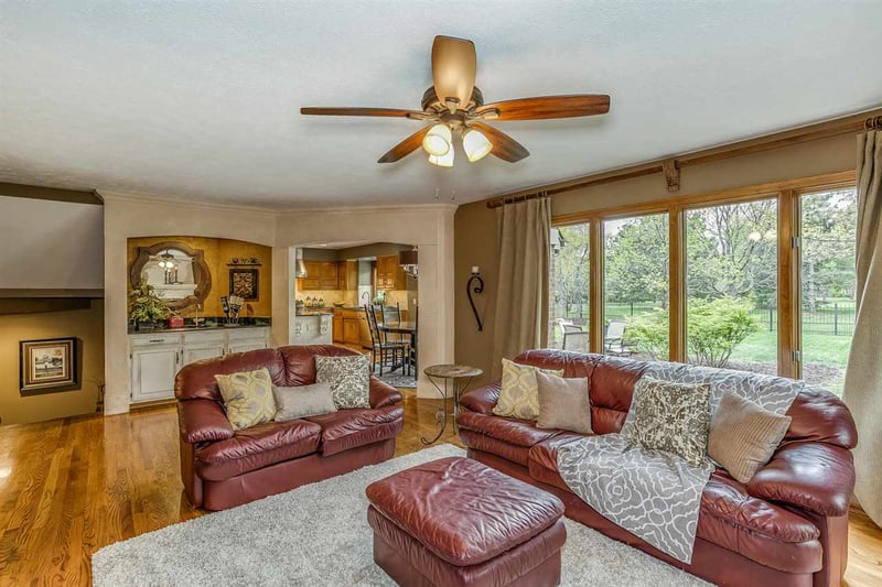 8831 E Shadowridge St, Wichita, KS 67226