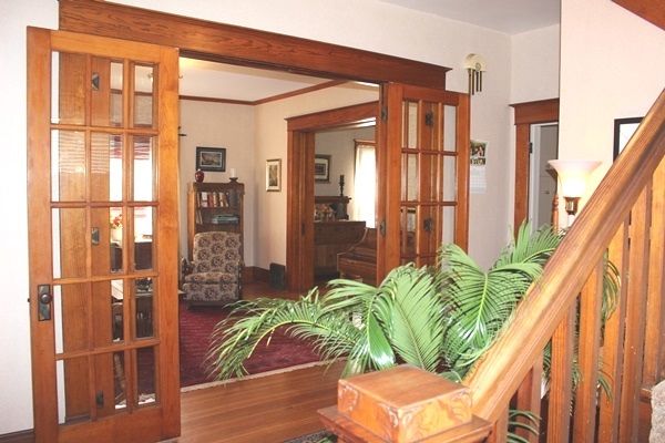 621 E Broadway St, Newton, KS 67114