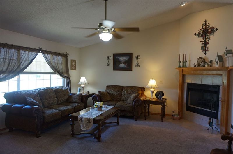 2034 E Saint Andrew Ct, Goddard, KS 67052