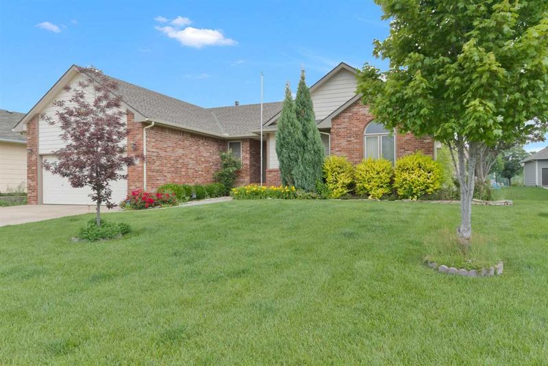 902 N Firefly, Wichita, KS 67235