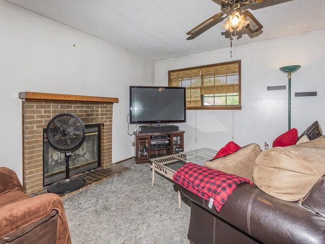 2030 Peppercorn Rd, Derby, KS 67037