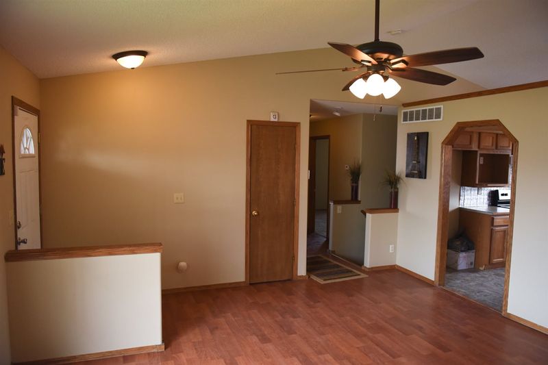 10111 E Mt Vernon, Wichita, KS 67207